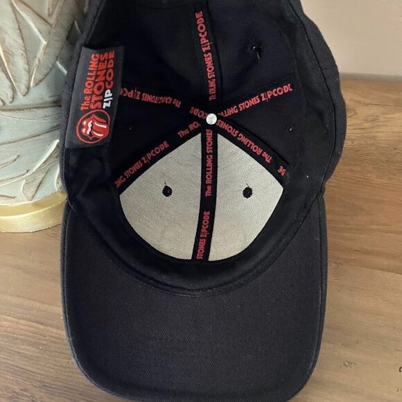 The Rolling Stones Zip Code 2015 North America Hat Black & Red Adjustable Cap - Picture 3 of 4
